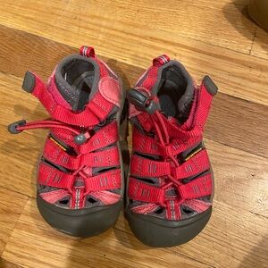 Kids Keen Red Closed-Toe Sandals
